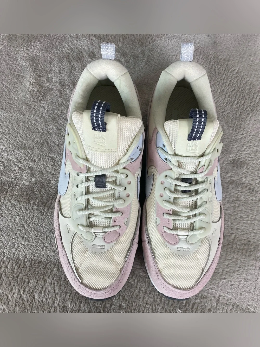 Nike Air Max 90 Futura Womens Size 7.5 Pale Pink White Athletic Shoes DM9922 NEW